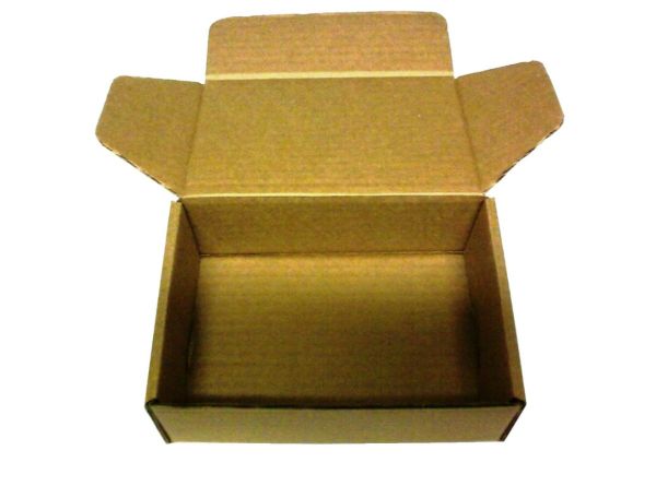 Caixa de Papelão Tipo CORREIO #02 c/ 25un 180x135x90mm